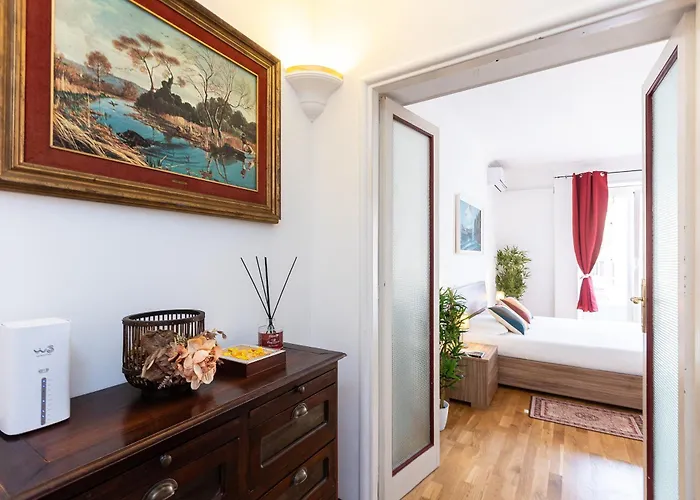 Vetulonia By In Apartment Rom